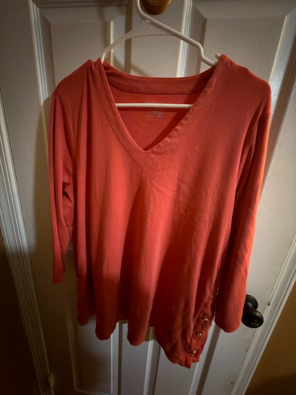 Chico’s Tunic Top | Size 3 (US XL) | Coral/Salmon V-Neck with Button Detail
